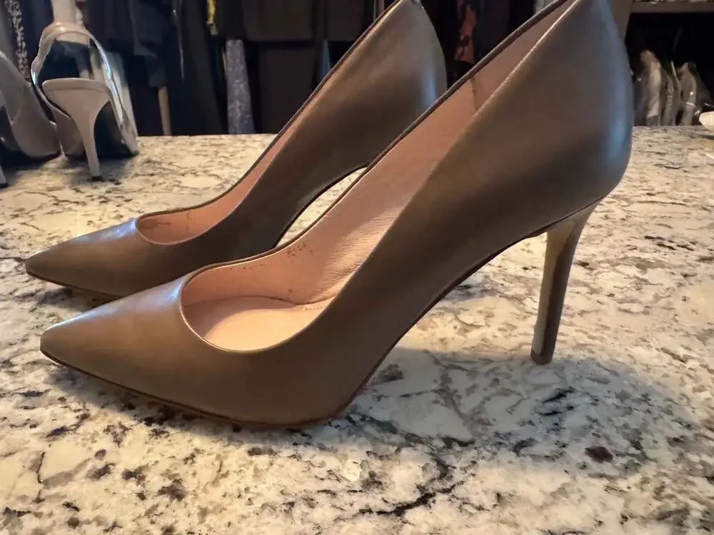 Louise et Cie Brown Leather Stiletto Pumps